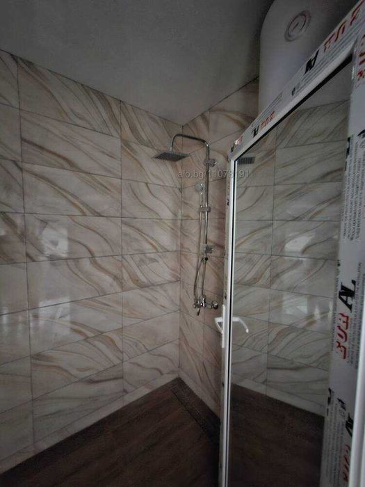 Продавам едностаен