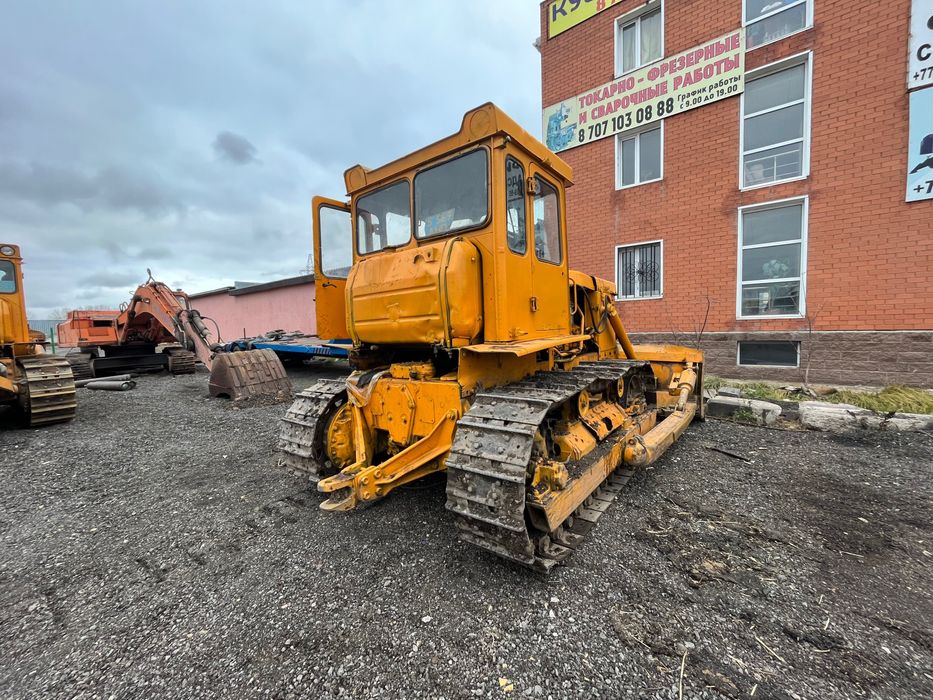 Продам Бульдозер ЧТЗ Т-170