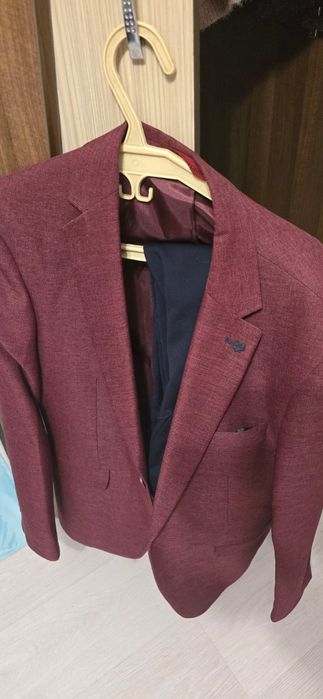 Sacouri ca noi purtate o data la nunta