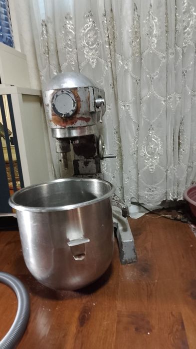 Миксер кондитерский 30 литр