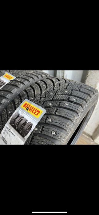 Зимние шины 245/40R19 Pirelli