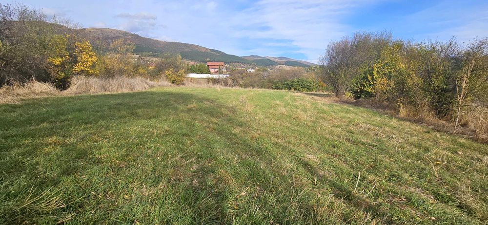 Продава се Парцел в Годеч - 1000 кв.м за 24 €/кв.м - Снимка #1