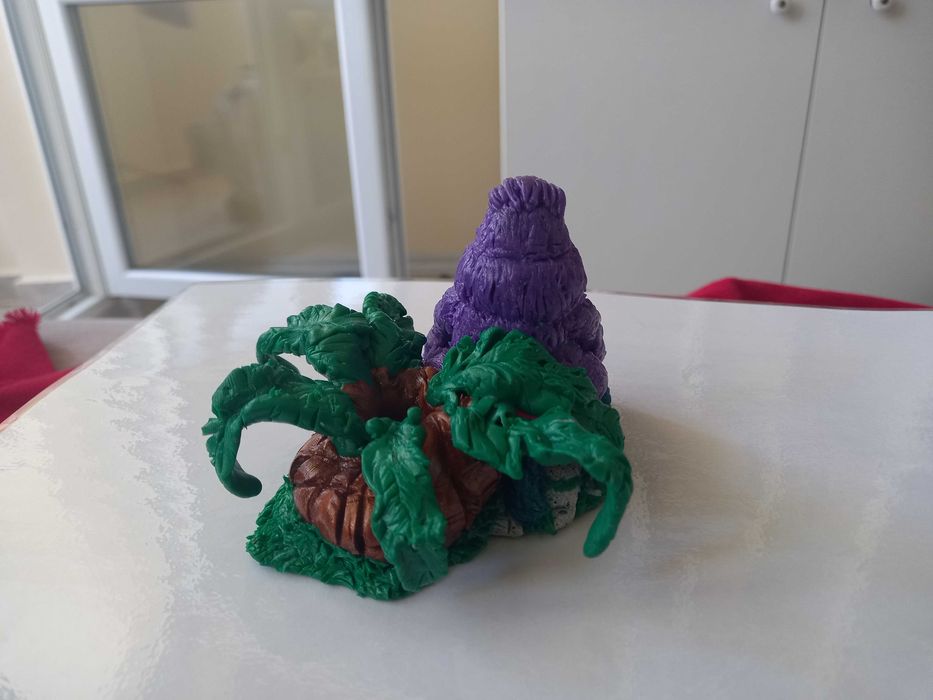 Маймуна моливник от полимерна глина