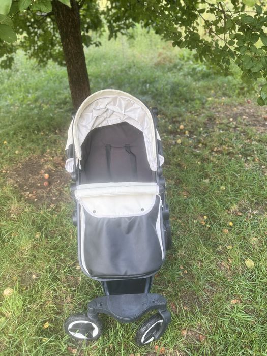 Продам коляску в хорошем состоянии