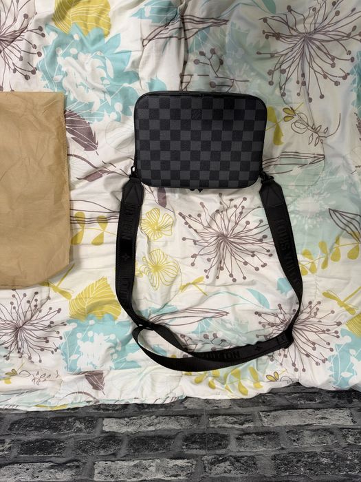 Louis Vuitton чанта