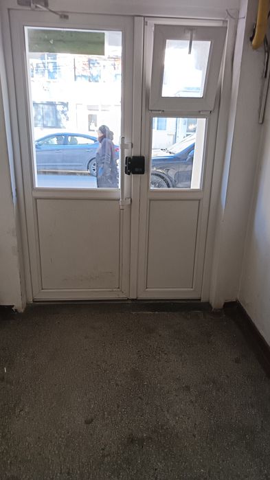 Garsoniera Stadionului  25 M2  se da la alb