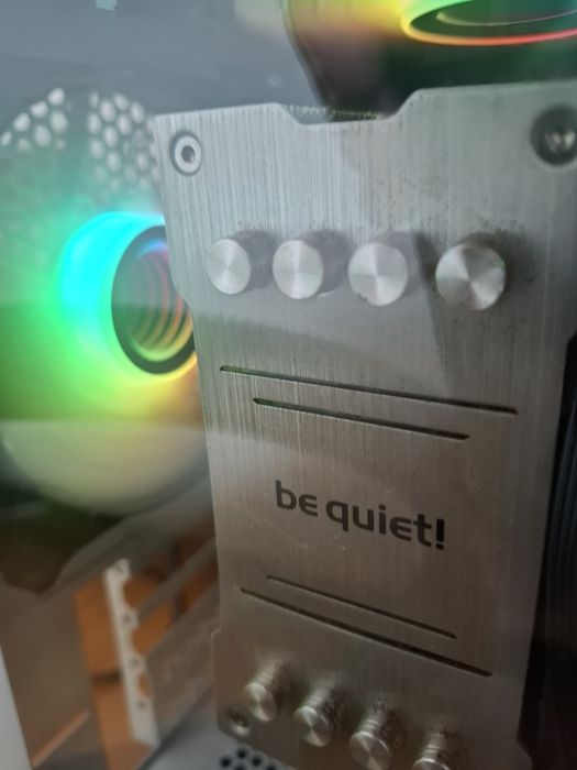 Unitate White tower cu  ryzen5 3400G
