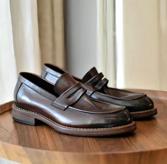 Стильные кожаные лоферы