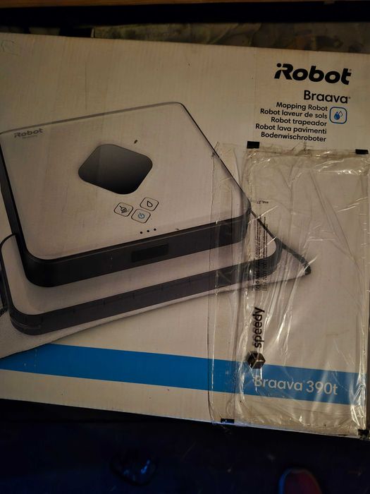 Робот за почистване на подове