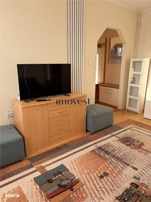De inchiriat: Apartament cu 2 camere in zona Centrala