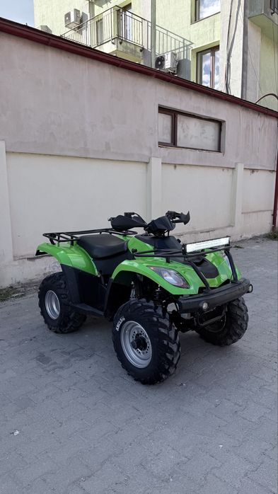 Vând ATV Linhai 300