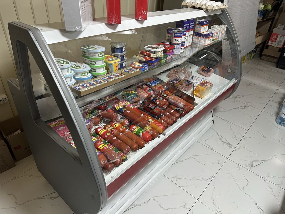 Витринный холодильник