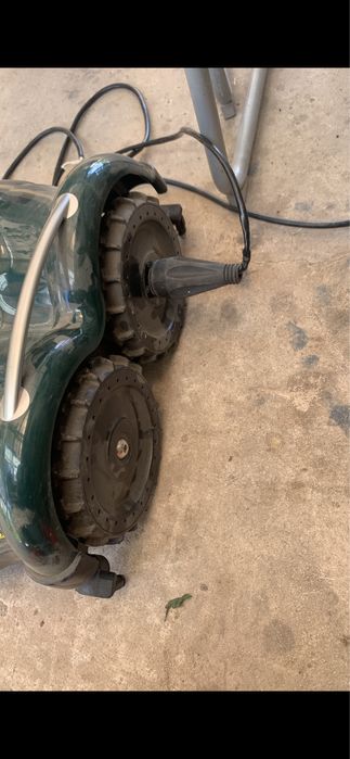 Robot tuns gazon 2buc  x Ambrogio linea 50 .