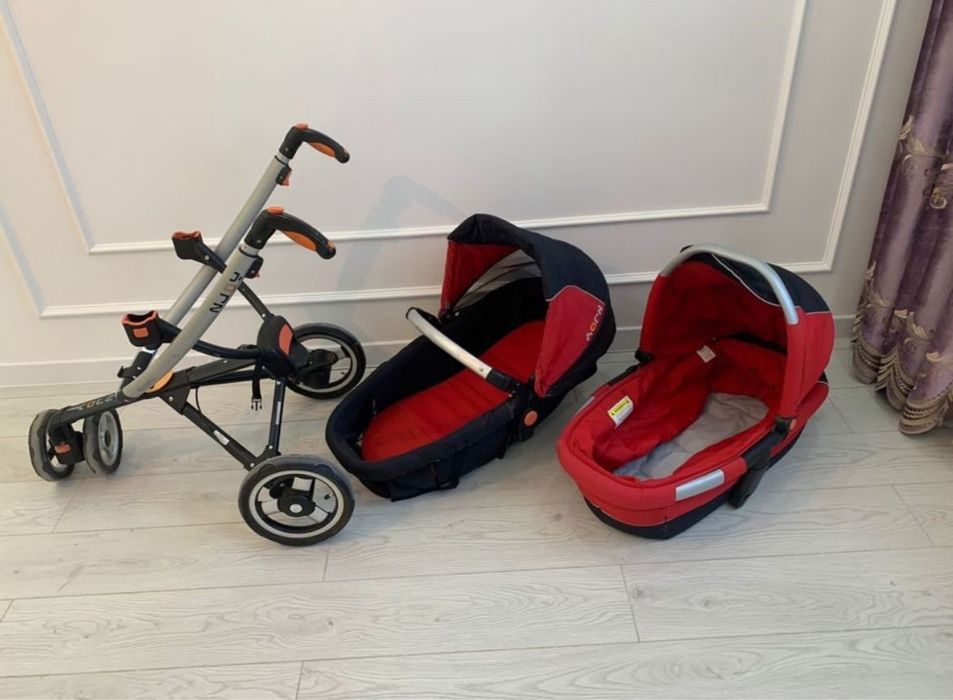 Коляска в отличном состоянии