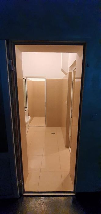 De vânzare,  de inchiriat