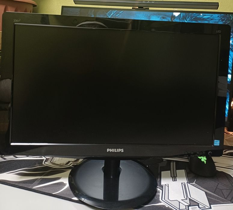Монитор 20" Philips 206V3LSB2 (VGA / DVI)