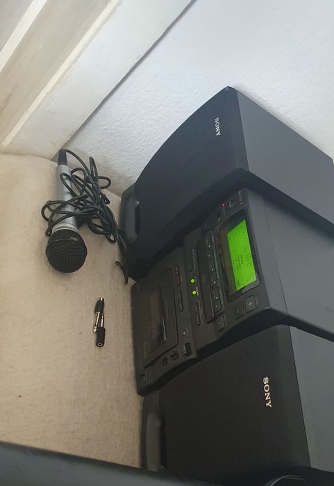 Sony -мини уредба караоке