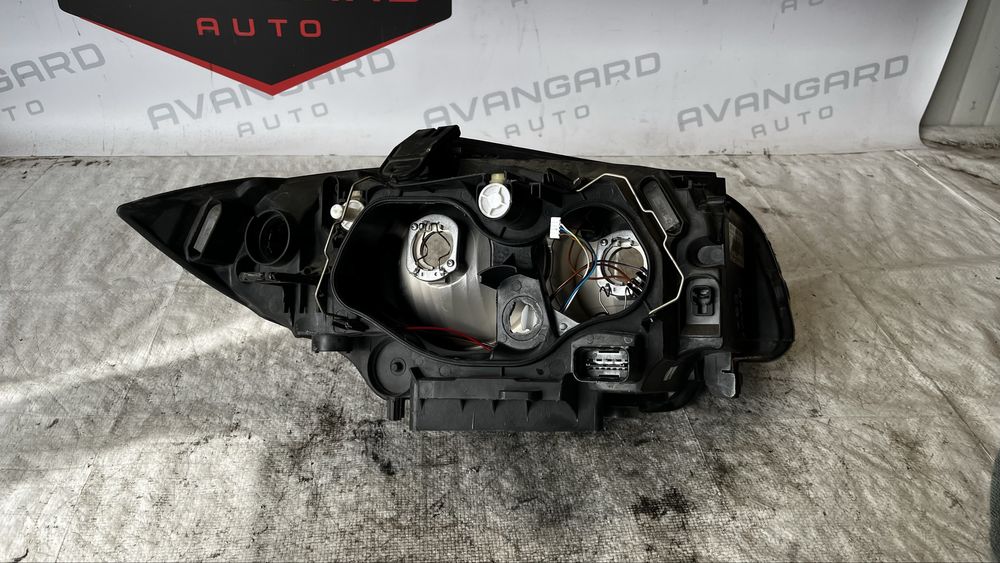 BMW 1 E87 ляв фар