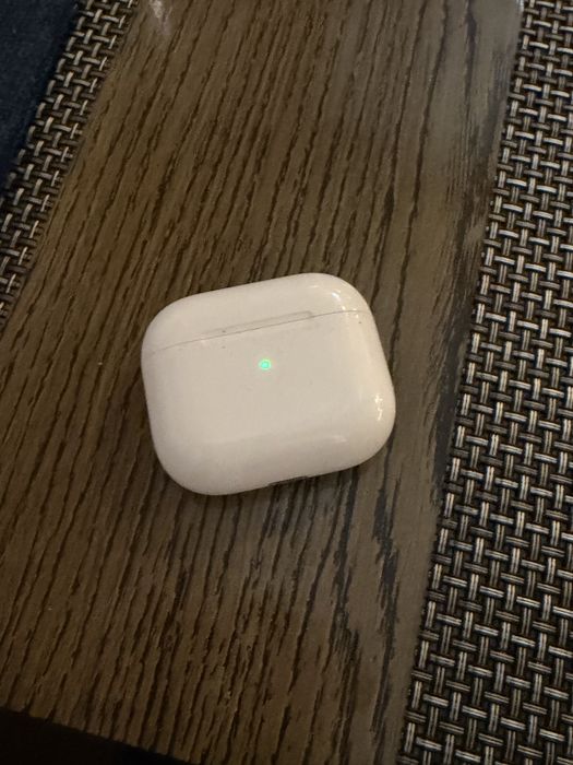 Продам earpods 3