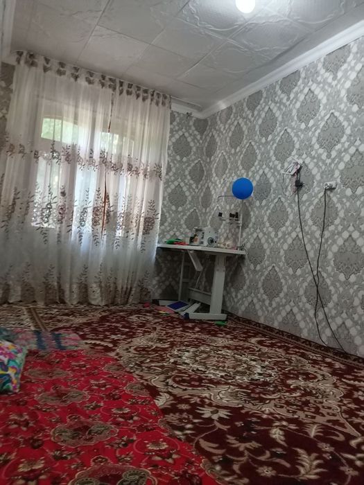 Chirchiq shahar Troskda uy sotiladi