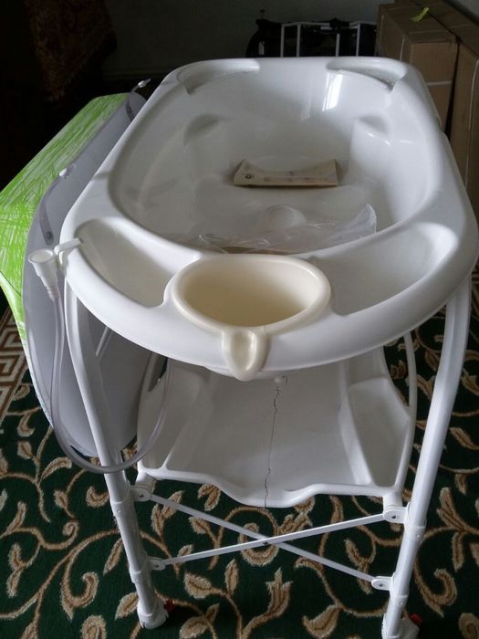 Пеленальный столик (Италия)