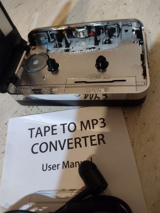 walkman casetofon cu căști nou
