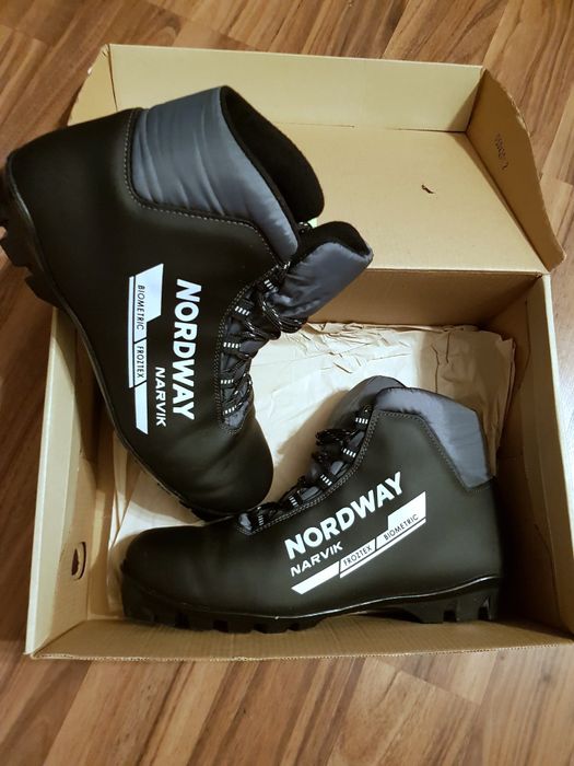 Лыжи Salomon 198см