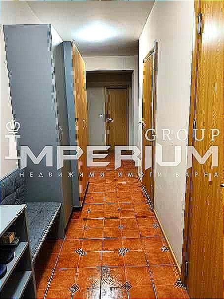 Дава се под наем Тристаен апартамент в Варна, Цветен квартал - 104 кв.м за 598.23 € - Снимка #8