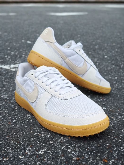 Adidași Nike Field General originali mărimea 41 42 42.5