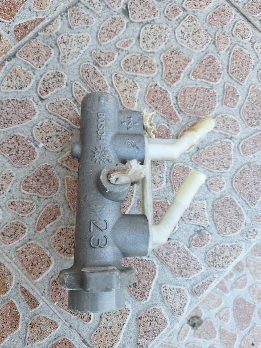 Спирачна помпа Nisan Almera 2.2 отлична и надеждна