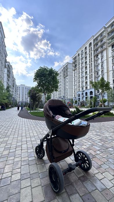 Продается коляска Anex Sport 3-в-1