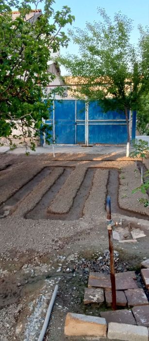 Ховли сотилади. Военный городокда