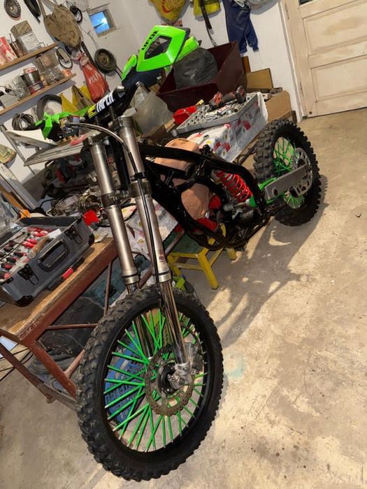 Kawasaki kx 125 2t Sau schimb cu ceva mai mare sau A1