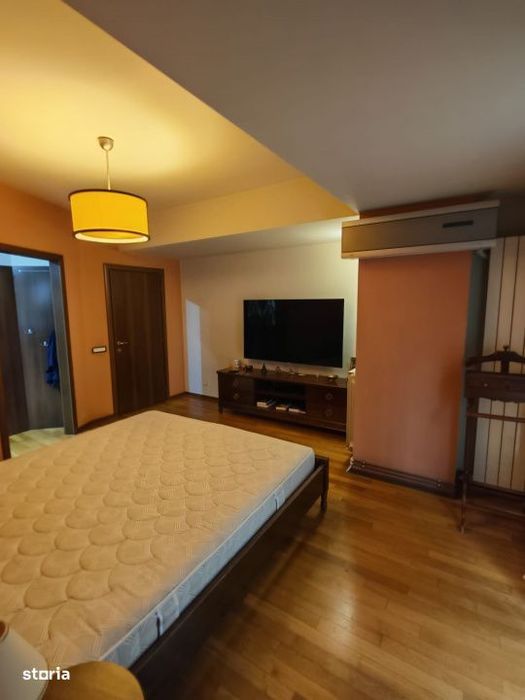 Apartament 5 camere | De Vanzare | Unirii | 2 Locuri Parcare