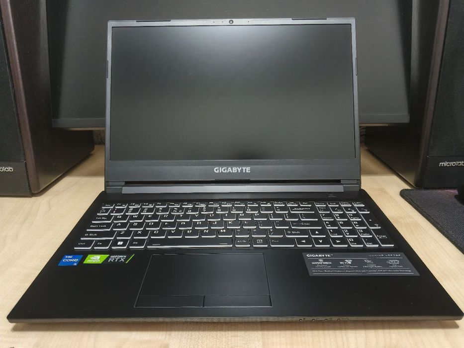 DELL G5 KD 15,6" IPS FHD 144Hz/CORE™ i5-11400H/16GB/512GB/RTX 3060 6GB