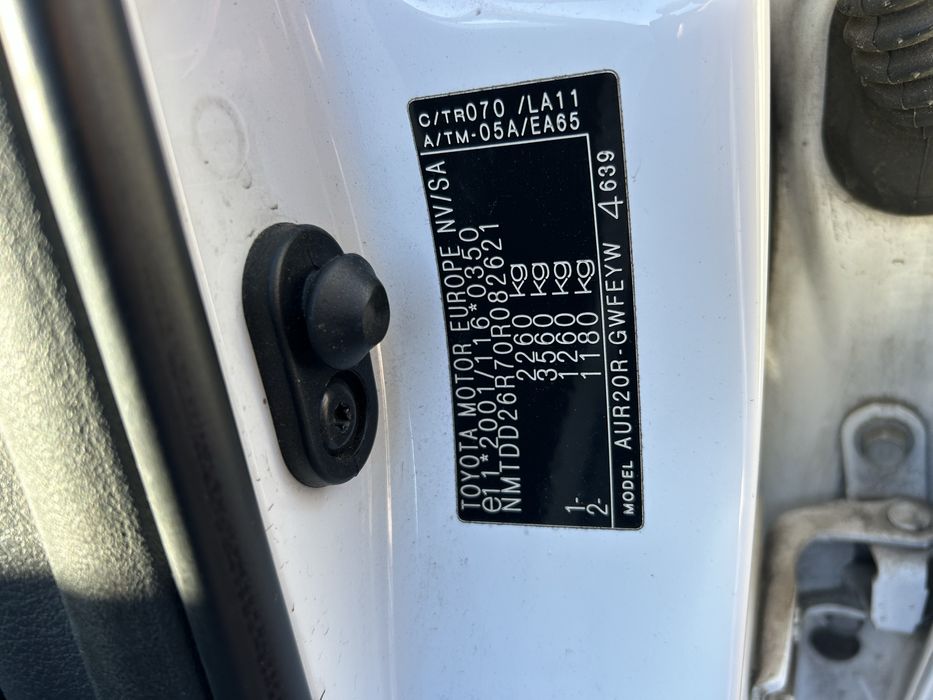 Toyota Verso 2.0 D-4D. 126кс.  Тойота Версо На !!!части!!! 2013г