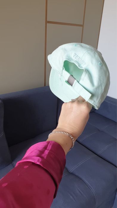 Женская бейсболка