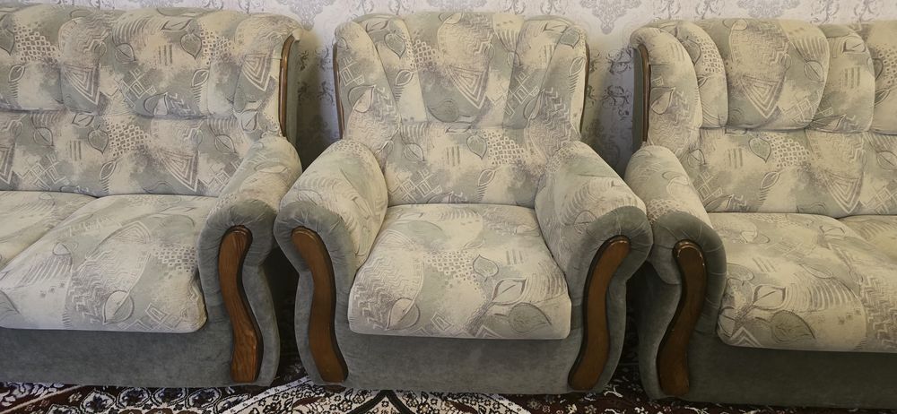 Комплект диванов