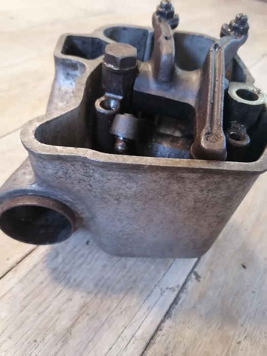 Set 6 chiuloase complete de motor OM346 MERCEDES BENZ, cu supape, arcuri, culbutori