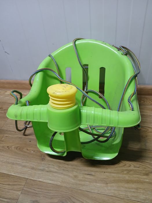 Donez leagăn pentru copii