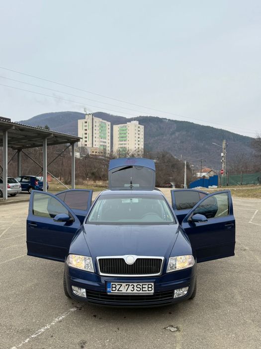 Vând skoda octavia 2