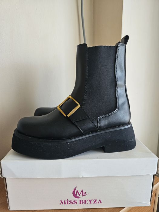 Дамски елегантни боти