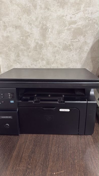 HP M1132 принтер сканер