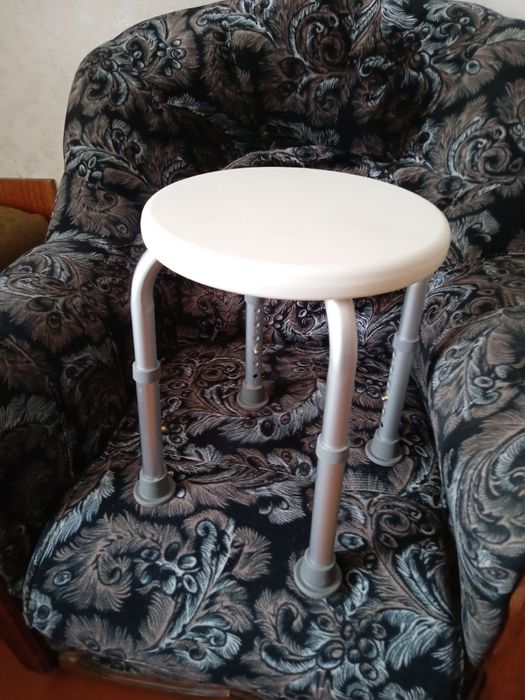 Табурет ТИТАН Plus, 40x32x32 см, белый