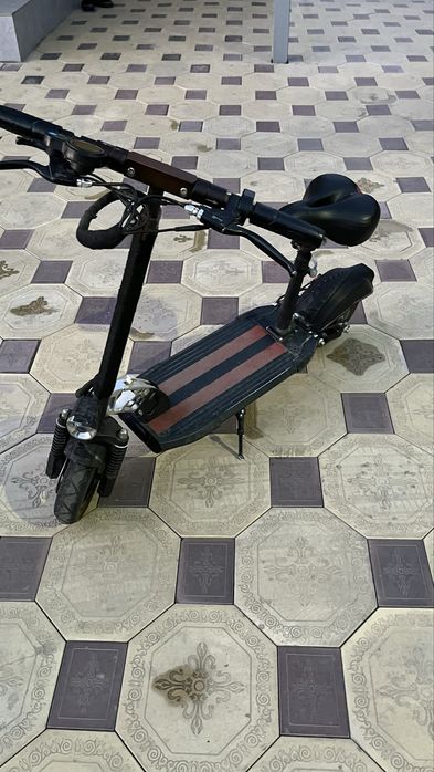 Электросамокат Kugoo M4