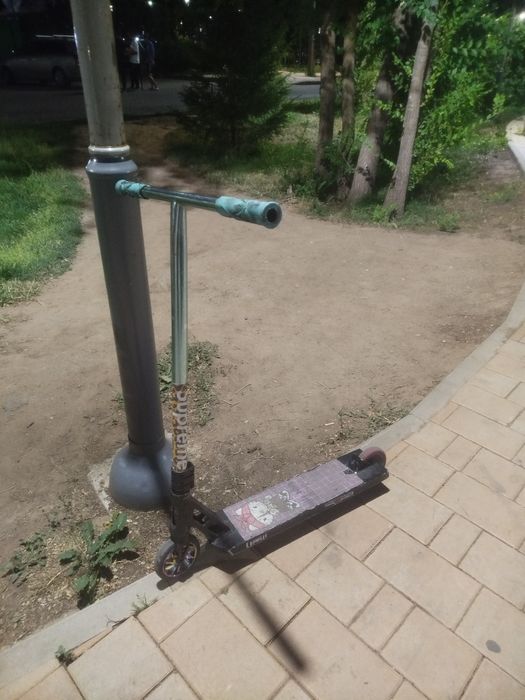Продам трюковой самокат