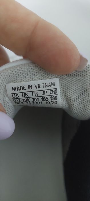 Макасы Adidas (оригинал), р 30,5, 5000 тг