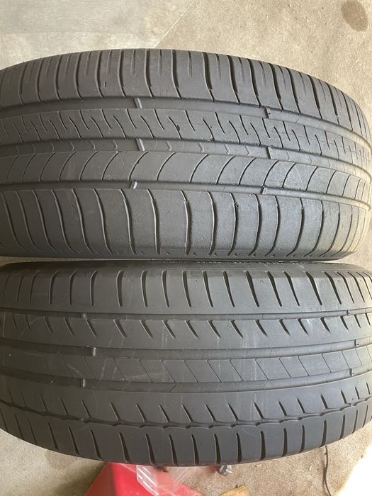 Одиночки летние шины 215/60/16 215/60R16 Michelin