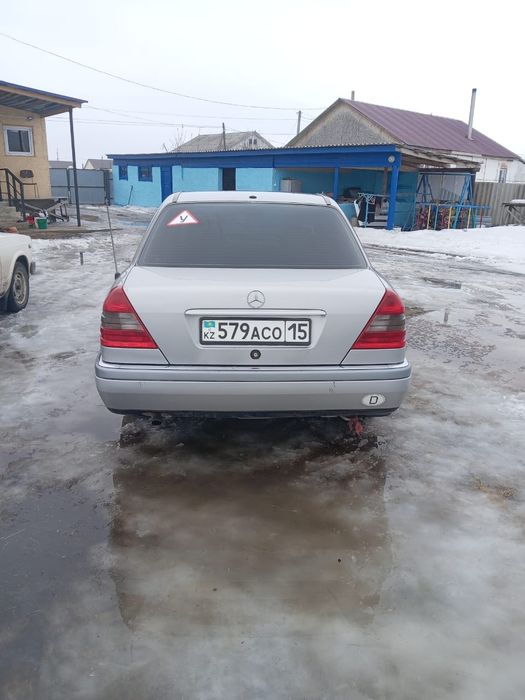 Продам мерседес с 180