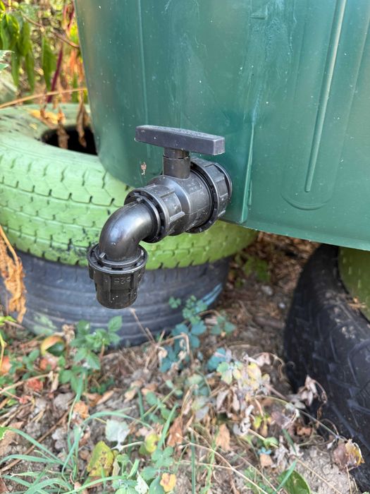 Cada / Butoi Plastic 500 L cu capac si robinet